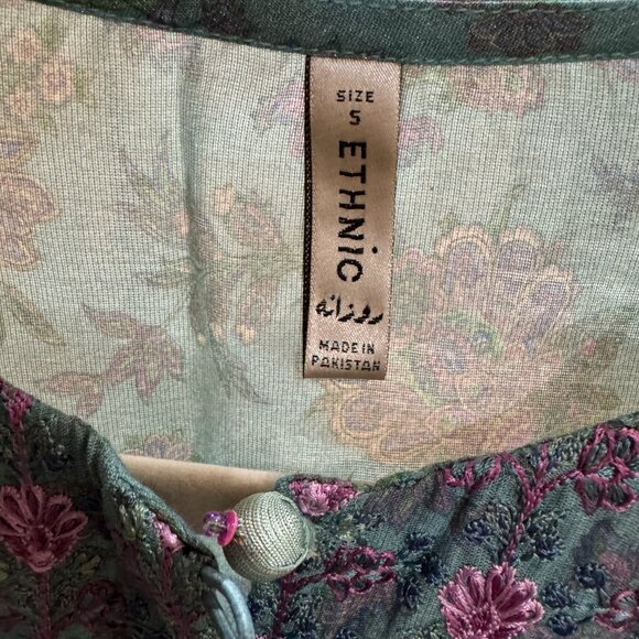 Ethnic PK Casual Wear | Floral | Embroidered - Picture 8 of 9